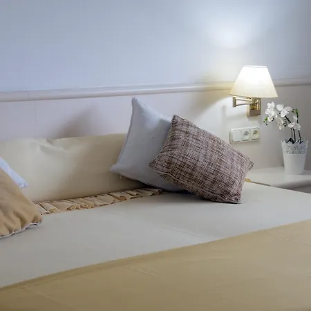 Luz De Luna Apartment Sitges